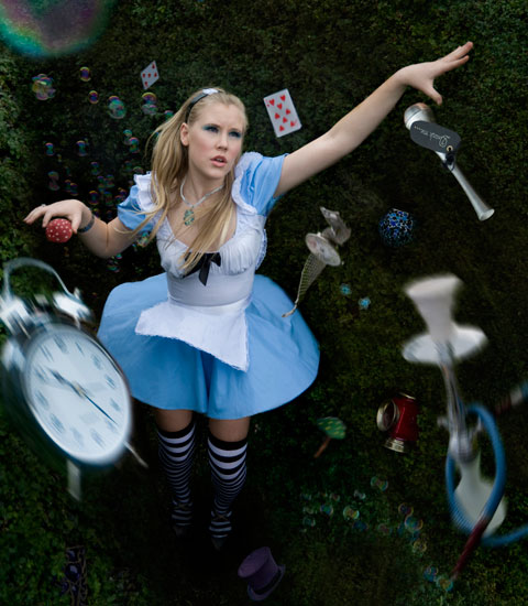 creative-photography-photographycs alice-in-wonderland-photography-photographycs